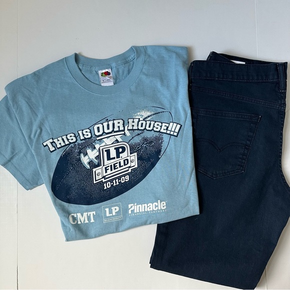 Tennessee Titans This is Our House T-Shirt October 11, 2009 Size X-Large - Picture 6 of 6